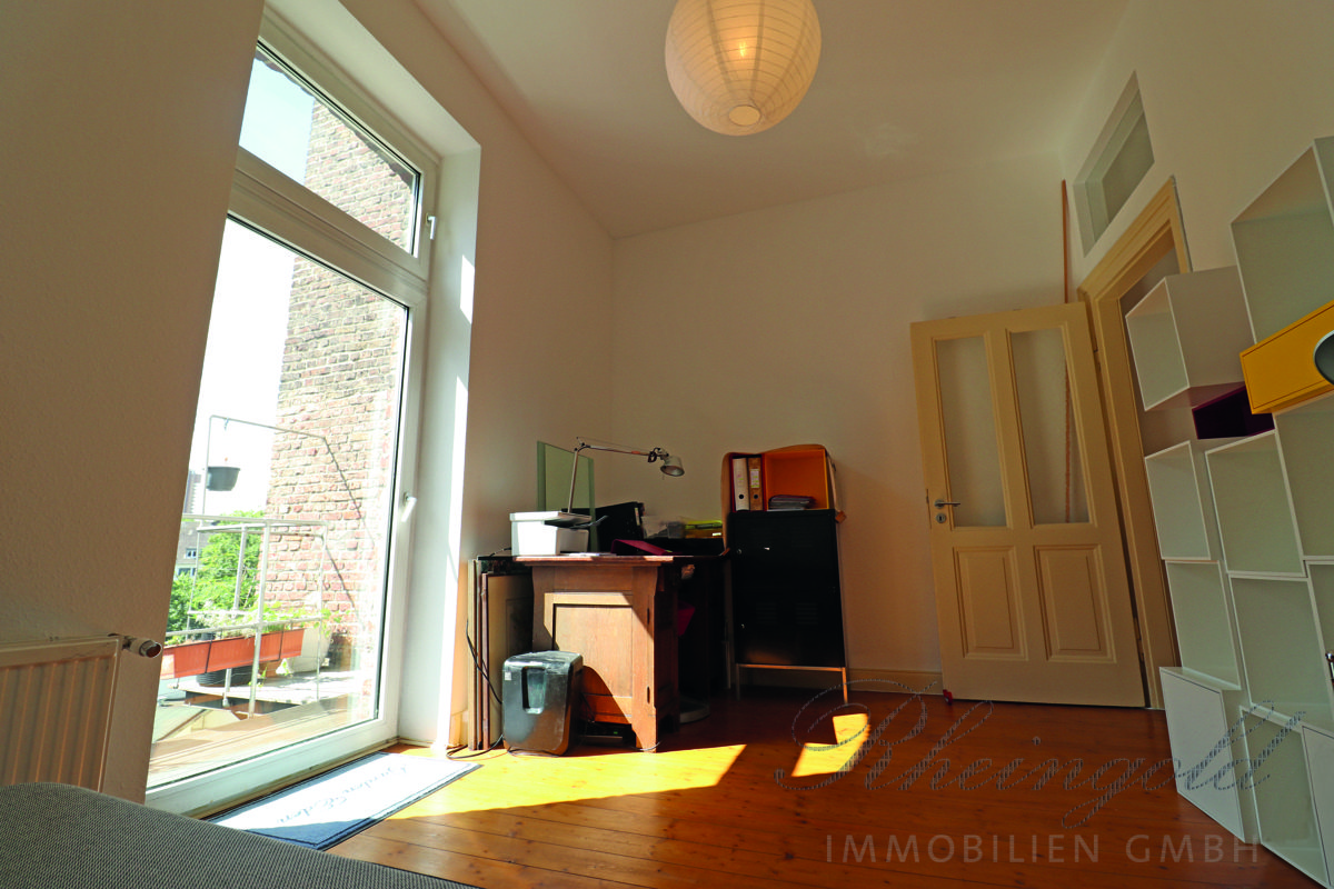 Immobilienangebot - Köln - Wohnungen - Neustadt-Süd Rarität: 4 Zi, Ruhige Schlafbereiche, Balkon; Mitten im Leben, einzugsbereit, bezugsfr.