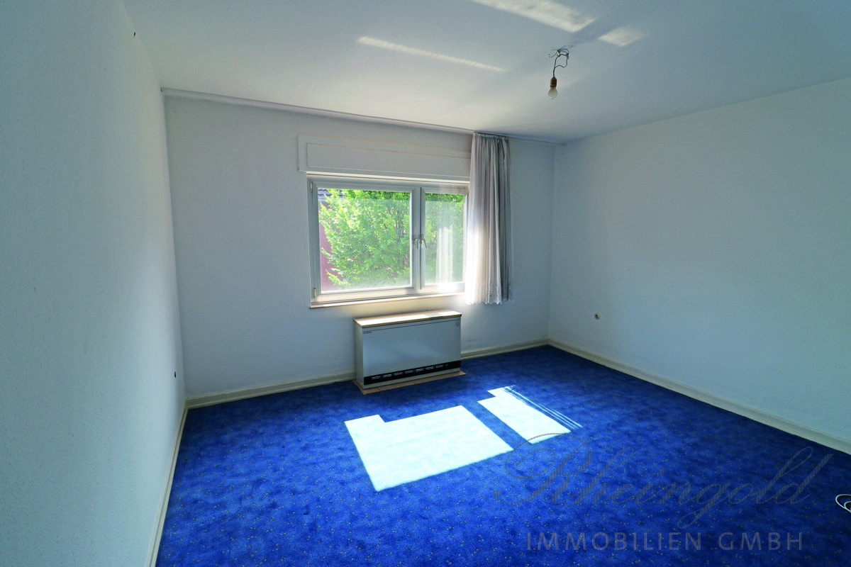 Immobilienangebot - Hürth - Häuser - Ein Haus, viele Möglichkeiten & Potenziale
MFH mit 3 ETW, Generationenwohnen, Eigennutzung, Invest.