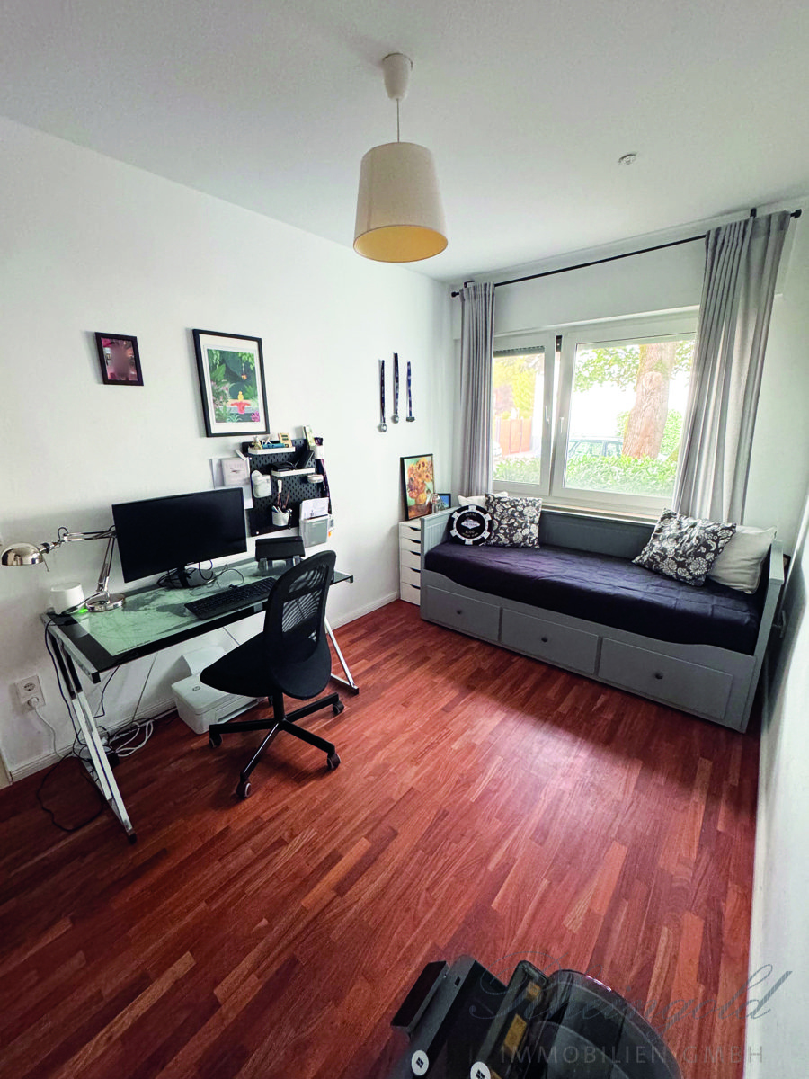 Immobilienangebot - Köln / Lövenich - Wohnungen - Zuhause mit Zukunft: 
3-Zimmer Familientraum in Köln-Lövenich - Bezugsbereit und energetisch saniert