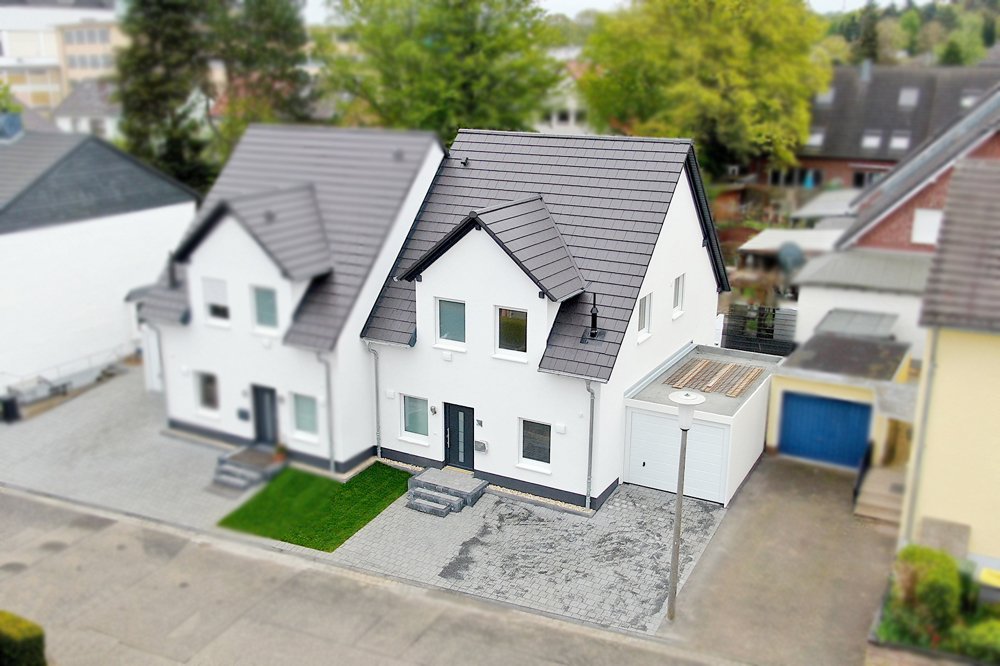 Gütelhöfer Immobilien - Immobilienangebot - Alfter / Oedekoven - Alle - Erstbezug! Stilvolle Neubau-Doppelhaushälfte mit Garage, Terrasse und Einbauküche in Oedekoven