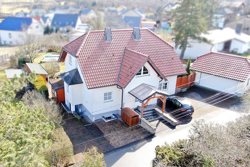 Gütelhöfer Immobilien - Immobilienangebot - Bad Münstereifel - Alle - Moderne Wohnung mit eigenem Eingang, Terrasse und Einbauküche am Waldrand von Houverath