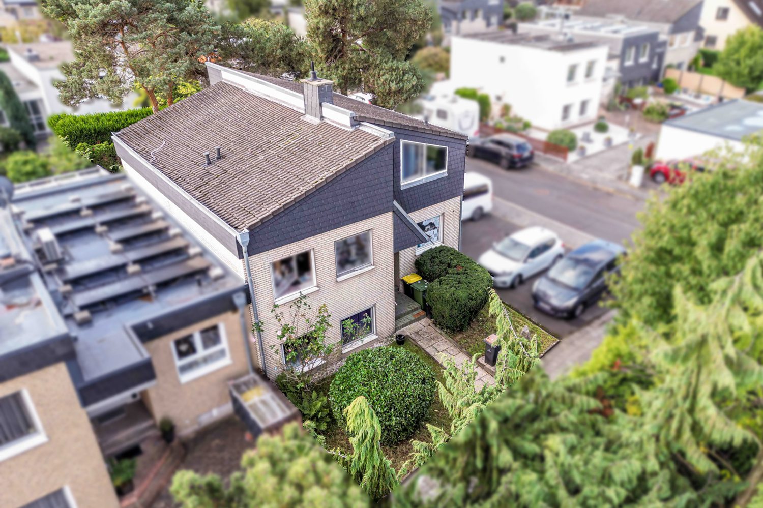 Titelbild Gütelhöfer Immobilien - Immobilienangebot - Sankt Augustin / Mülldorf - Alle - Vermietetes Einfamilienhaus für die große Familie mit Garten und Garage in ruhiger Lage von Mülldorf
