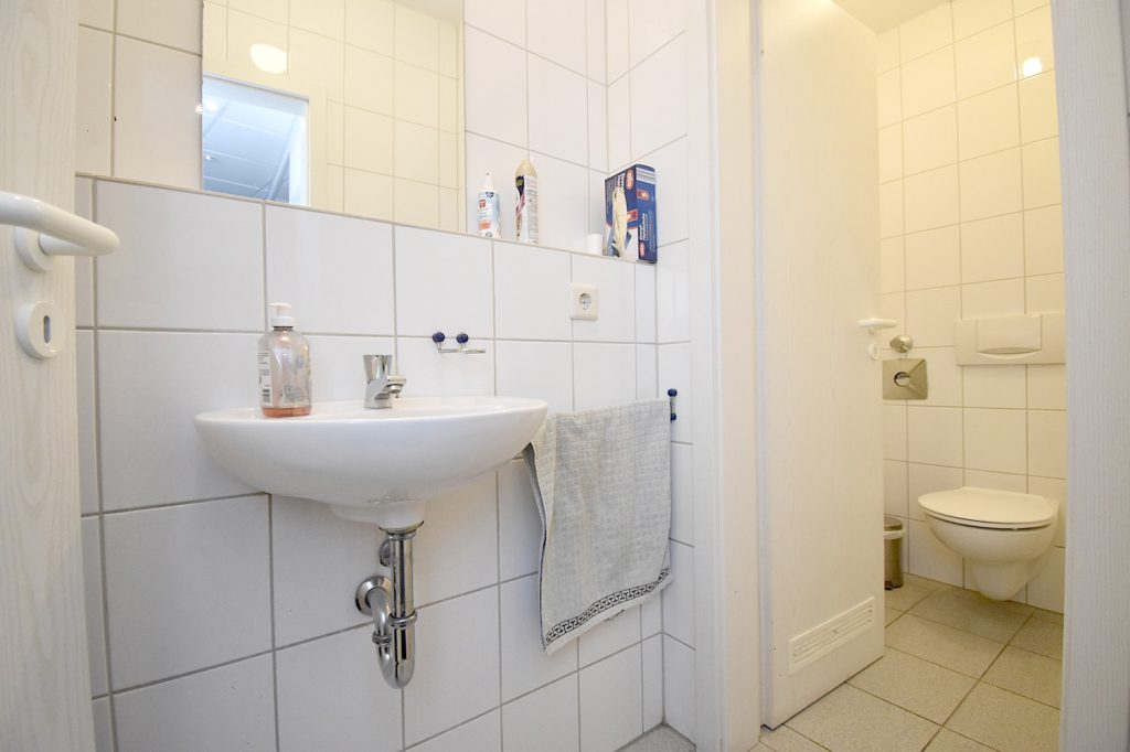 Gütelhöfer Immobilien - Immobilienangebot - Rheinbach - Alle - Attraktive Bürofläche in zentraler Innenstadtlage mit Bahnanschluss und optionalen Kfz-Stellplätzen