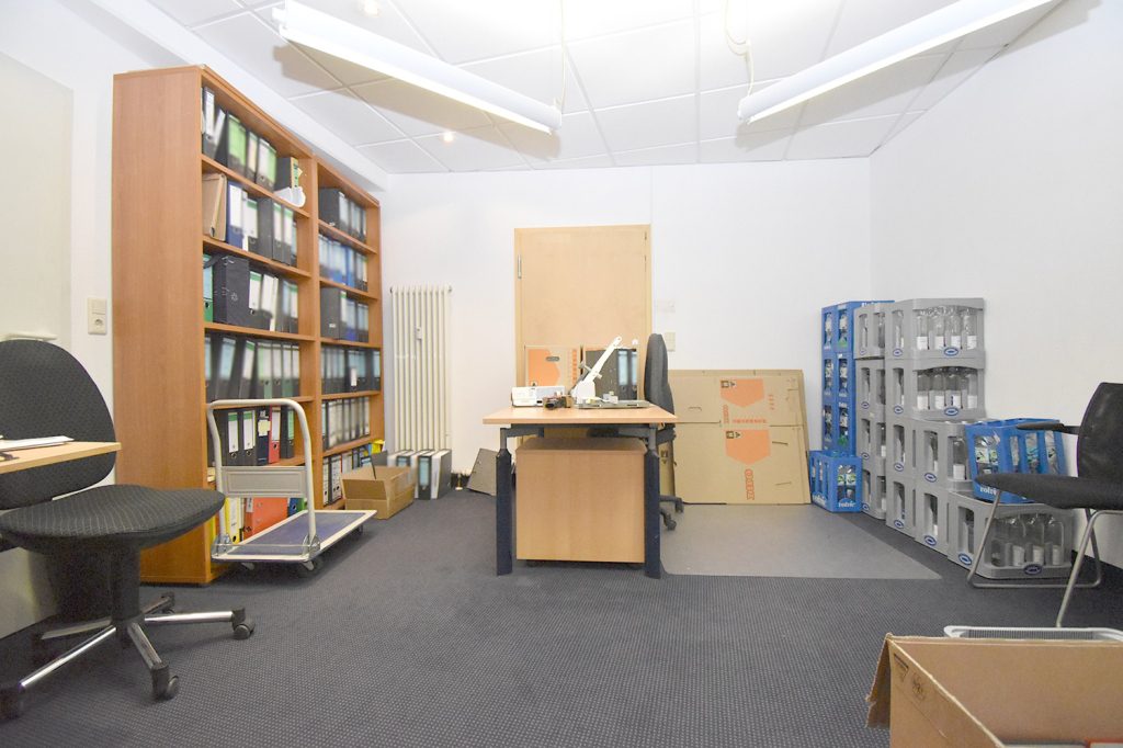Gütelhöfer Immobilien - Immobilienangebot - Rheinbach - Alle - Attraktive Bürofläche in zentraler Innenstadtlage mit Bahnanschluss und optionalen Kfz-Stellplätzen