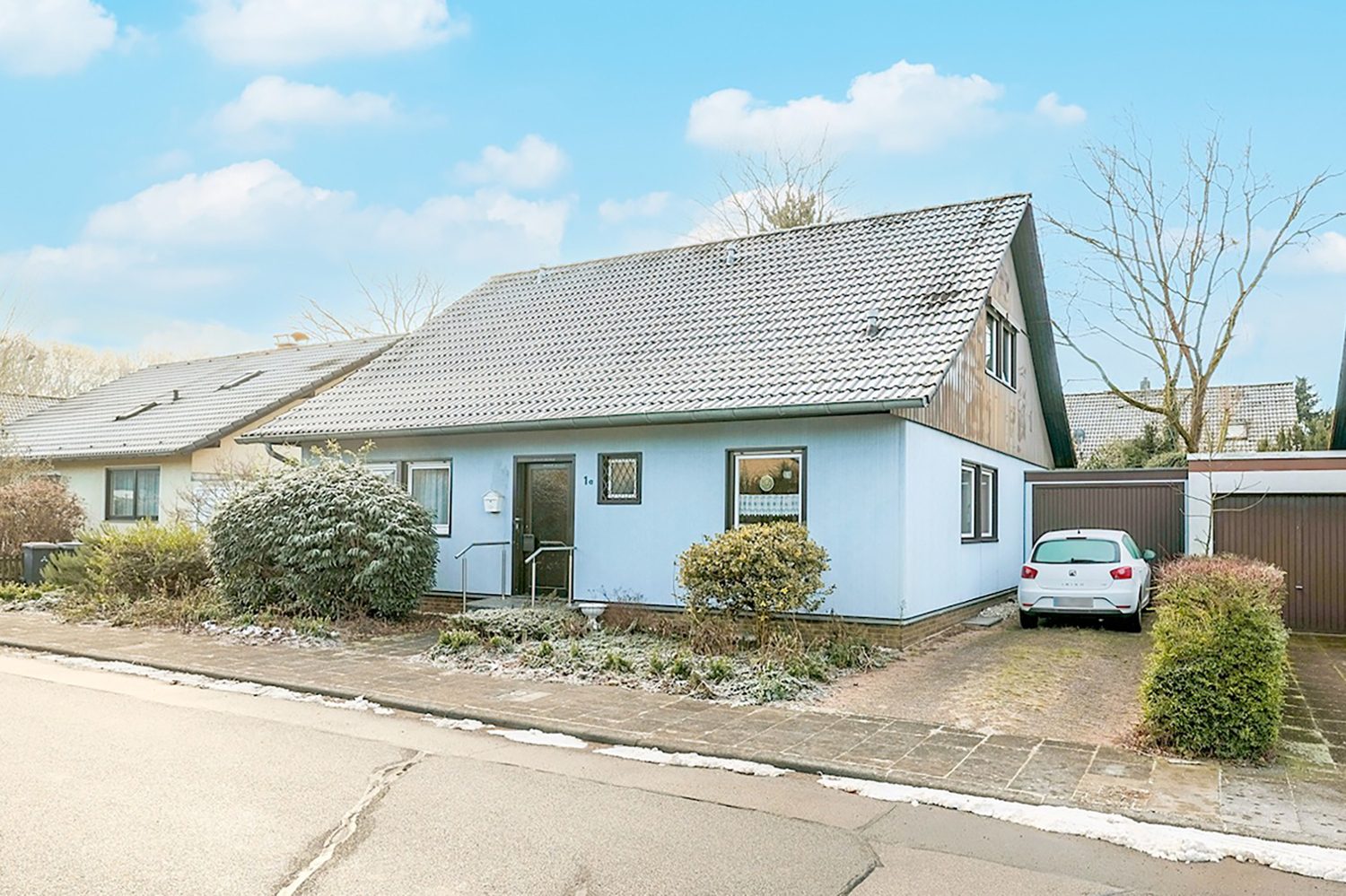 Gütelhöfer Immobilien - Immobilienangebot - Meckenheim - Alle - Handwerklich begabt? Freistehendes Einfamilienhaus mit Garten, Garage und Potenzial in ruhiger Lage