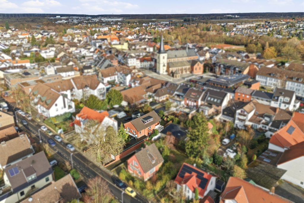 Gütelhöfer Immobilien - Immobilienangebot - Meckenheim - Alle - Multifunktionales Ein- oder Mehrfamilienhaus mit ehemaliger Praxis und viel Potenzial in Top-Lage