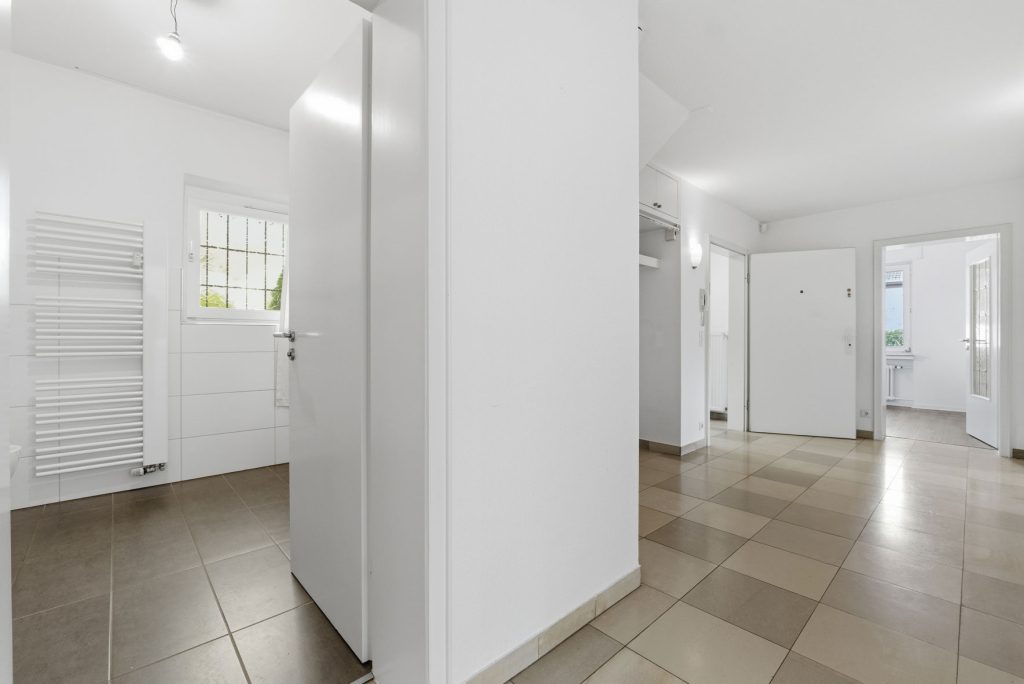 Gütelhöfer Immobilien - Immobilienangebot - Meckenheim - Alle - Multifunktionales Ein- oder Mehrfamilienhaus mit ehemaliger Praxis und viel Potenzial in Top-Lage