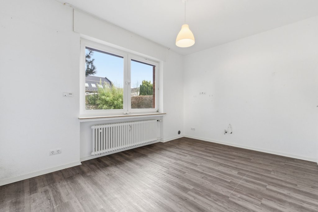 Gütelhöfer Immobilien - Immobilienangebot - Meckenheim - Alle - Multifunktionales Ein- oder Mehrfamilienhaus mit ehemaliger Praxis und viel Potenzial in Top-Lage