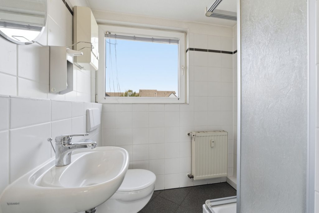 Gütelhöfer Immobilien - Immobilienangebot - Meckenheim - Alle - Multifunktionales Ein- oder Mehrfamilienhaus mit ehemaliger Praxis und viel Potenzial in Top-Lage