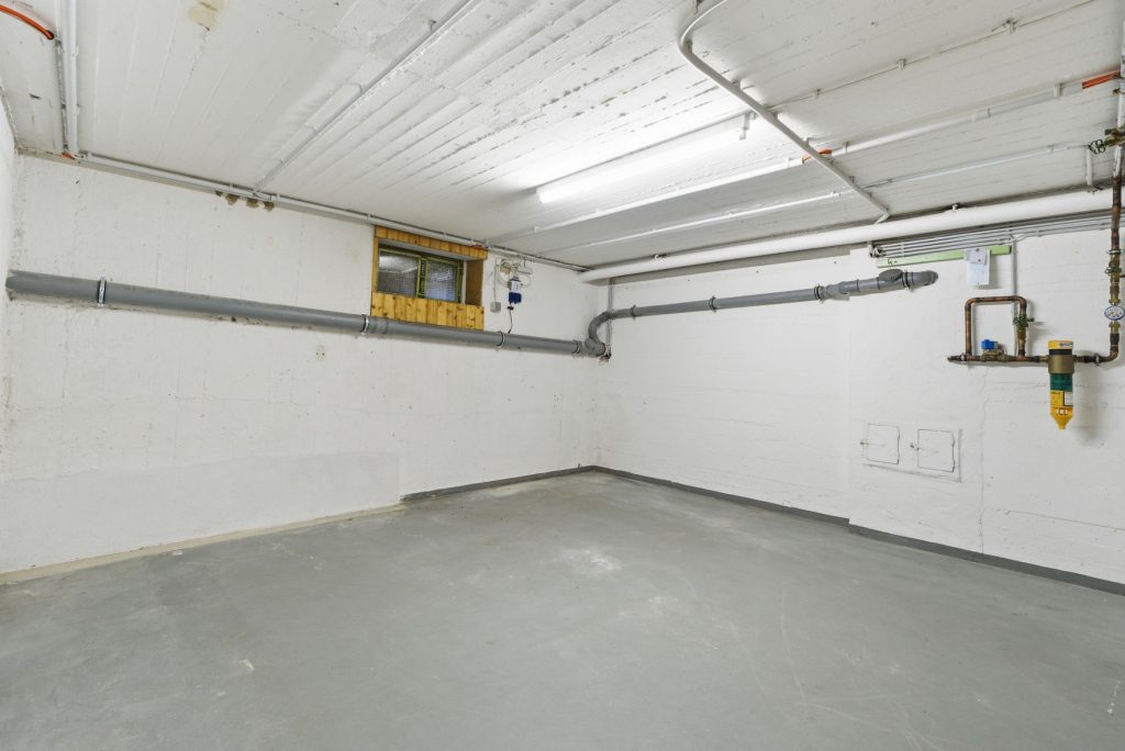 Gütelhöfer Immobilien - Immobilienangebot - Meckenheim - Alle - Multifunktionales Ein- oder Mehrfamilienhaus mit ehemaliger Praxis und viel Potenzial in Top-Lage