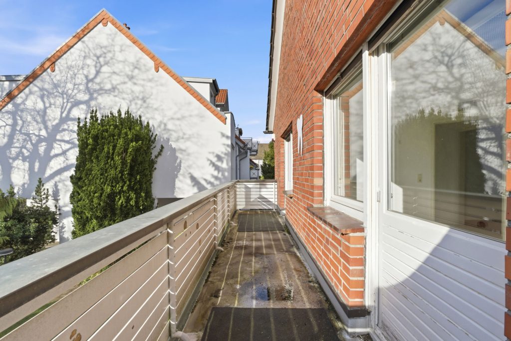 Gütelhöfer Immobilien - Immobilienangebot - Meckenheim - Alle - Multifunktionales Ein- oder Mehrfamilienhaus mit ehemaliger Praxis und viel Potenzial in Top-Lage
