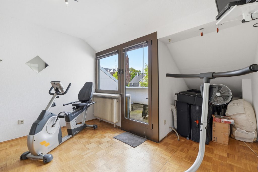 Gütelhöfer Immobilien - Immobilienangebot - Bornheim - Alle - Wohnen, Arbeiten und Vermieten? Multifunktionales Wohn- und Geschäftshaus im Herzen von Bornheim