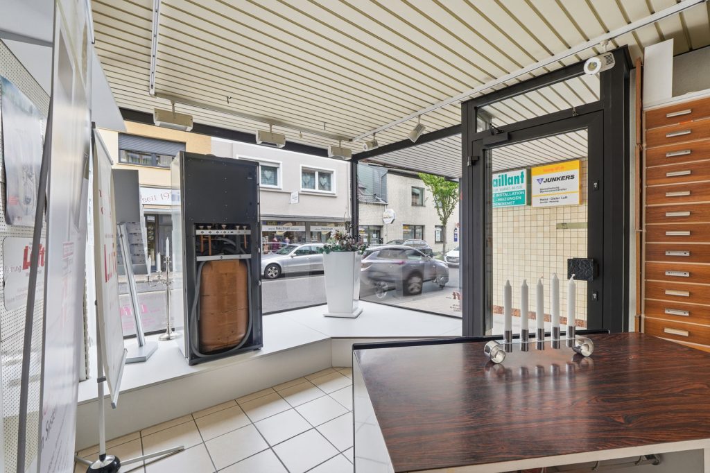 Gütelhöfer Immobilien - Immobilienangebot - Bornheim - Alle - Wohnen, Arbeiten und Vermieten? Multifunktionales Wohn- und Geschäftshaus im Herzen von Bornheim