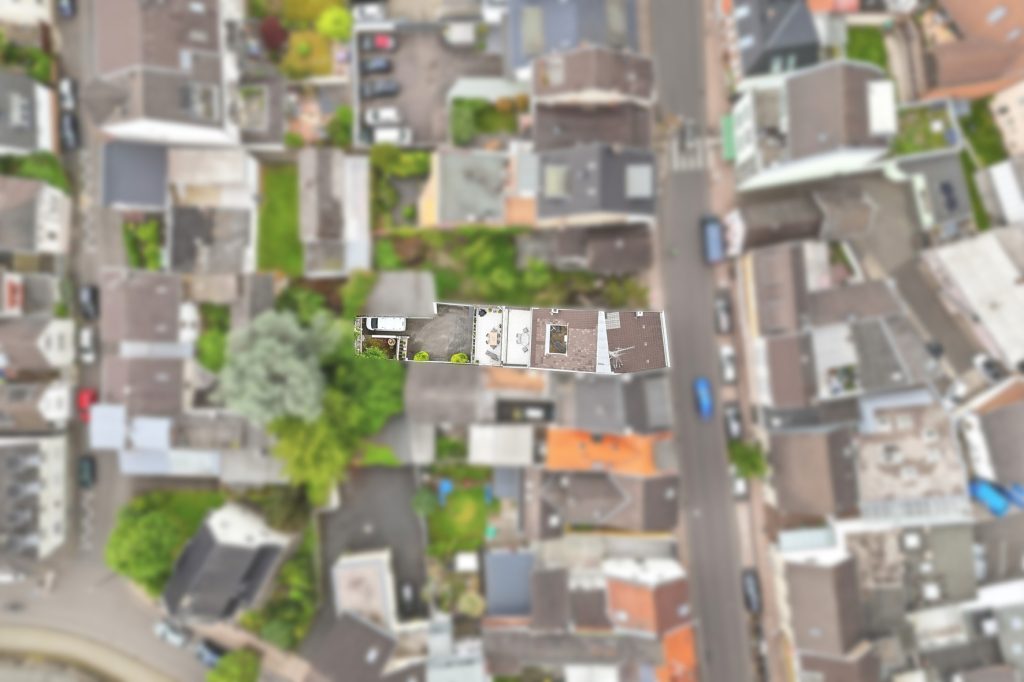 Gütelhöfer Immobilien - Immobilienangebot - Bornheim - Alle - Wohnen, Arbeiten und Vermieten? Multifunktionales Wohn- und Geschäftshaus im Herzen von Bornheim