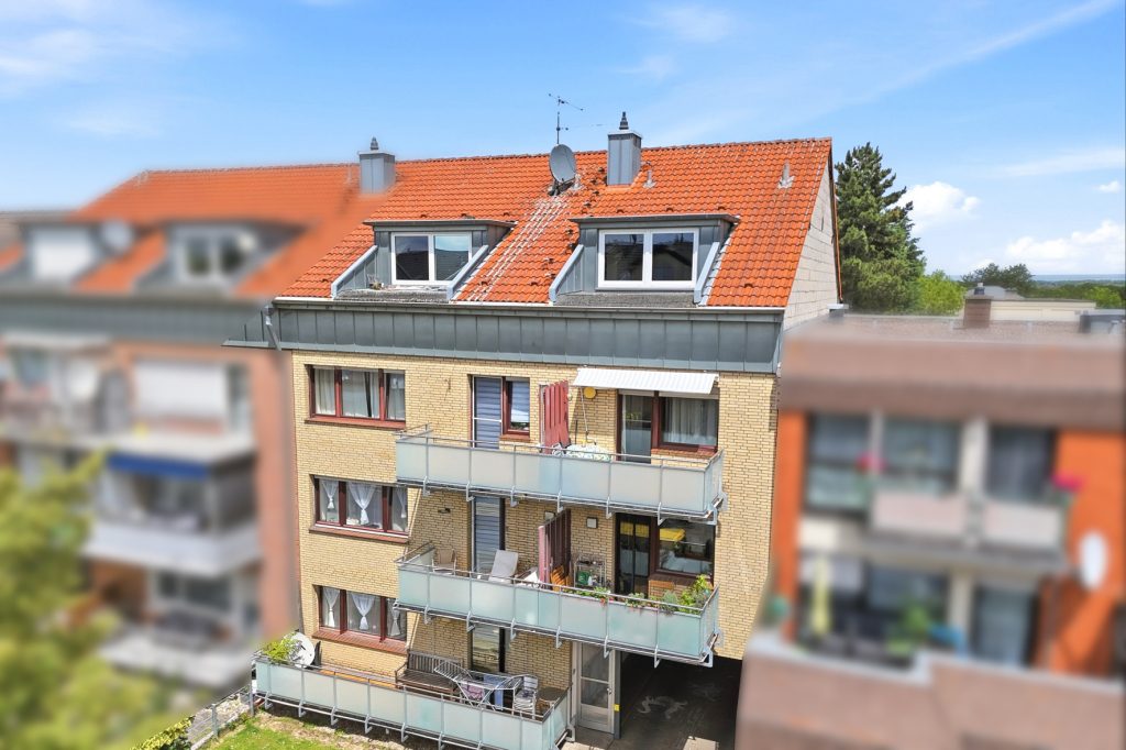 Gütelhöfer Immobilien - Immobilienangebot - Bornheim - Alle - Kapitalanlage mit Zukunft: 6-Parteienhaus, Lagerhalle und 5 Stellplätze in guter Lage in Bornheim