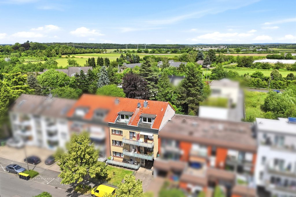 Gütelhöfer Immobilien - Immobilienangebot - Bornheim - Alle - Kapitalanlage mit Zukunft: 6-Parteienhaus, Lagerhalle und 5 Stellplätze in guter Lage in Bornheim