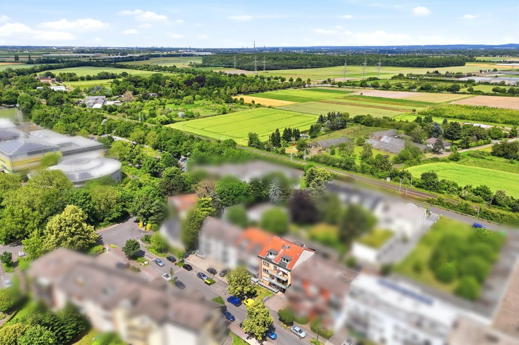 Gütelhöfer Immobilien - Immobilienangebot - Bornheim - Alle - Kapitalanlage mit Zukunft: 6-Parteienhaus, Lagerhalle und 5 Stellplätze in guter Lage in Bornheim