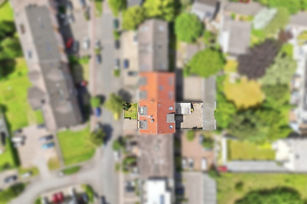 Gütelhöfer Immobilien - Immobilienangebot - Bornheim - Alle - Kapitalanlage mit Zukunft: 6-Parteienhaus, Lagerhalle und 5 Stellplätze in guter Lage in Bornheim