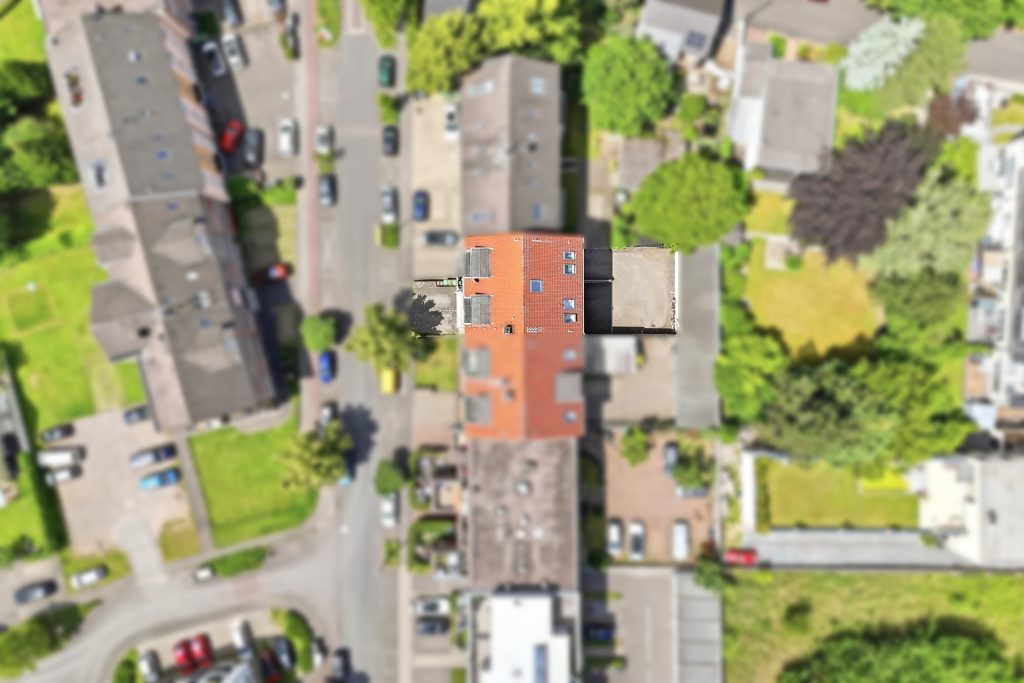 Gütelhöfer Immobilien - Immobilienangebot - Bornheim - Alle - Bornheimer Betongold! Solides 7-Parteienhaus mit 5 Stellplätzen u. attraktivem Entwicklungspotenzial