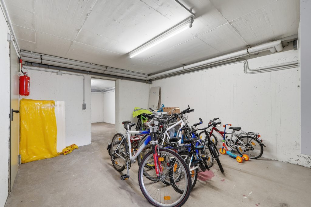 Gütelhöfer Immobilien - Immobilienangebot - Euskirchen - Alle - Investmentpaket mit 7 Eigentumswohnungen, 9 Stellplätzen und Entwicklungspotenzial in Euskirchen