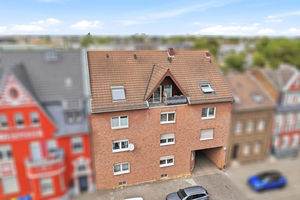 Gütelhöfer Immobilien - Immobilienangebot - Euskirchen - Alle - Investmentpaket mit 7 Eigentumswohnungen, 9 Stellplätzen und Entwicklungspotenzial in Euskirchen