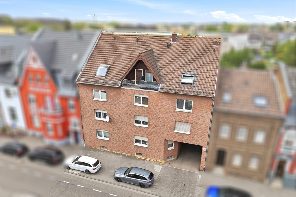 Gütelhöfer Immobilien - Immobilienangebot - Euskirchen - Alle - Investmentpaket mit 7 Eigentumswohnungen, 9 Stellplätzen und Entwicklungspotenzial in Euskirchen