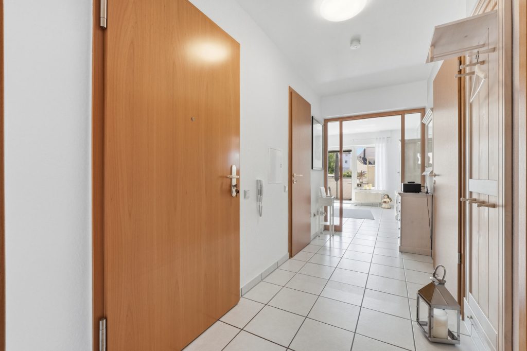 Gütelhöfer Immobilien - Immobilienangebot - Euskirchen - Alle - Vermietete 2-Zimmer-Wohnung mit Balkon, Aufzug und barrierefreier Ausstattung in Euskirchen
