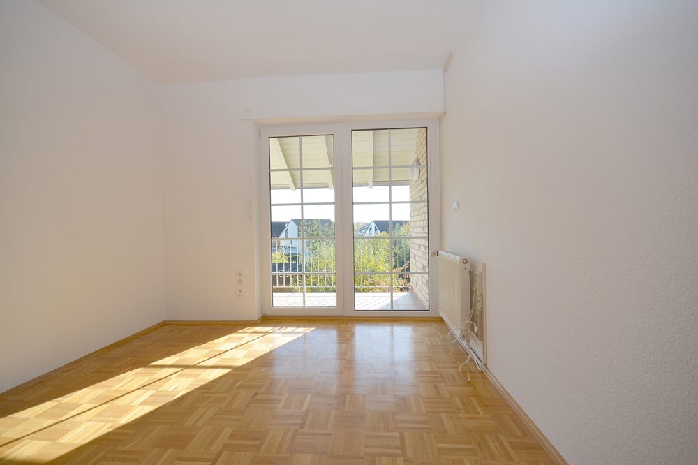 Gütelhöfer Immobilien - Immobilienangebot - Swisttal / Morenhoven - Alle - Großzügige Doppelhaushäfte mit Wärmepumpe, Einbauküche, Carport mit Wallbox und Garten in Morenhoven
