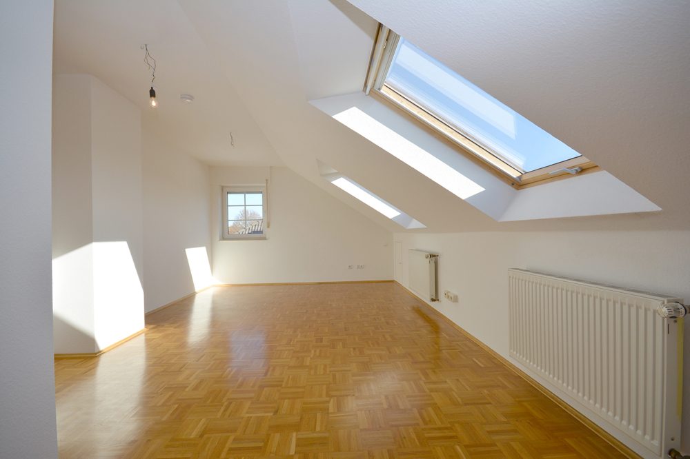 Gütelhöfer Immobilien - Immobilienangebot - Swisttal / Morenhoven - Alle - Großzügige Doppelhaushäfte mit Wärmepumpe, Einbauküche, Carport mit Wallbox und Garten in Morenhoven