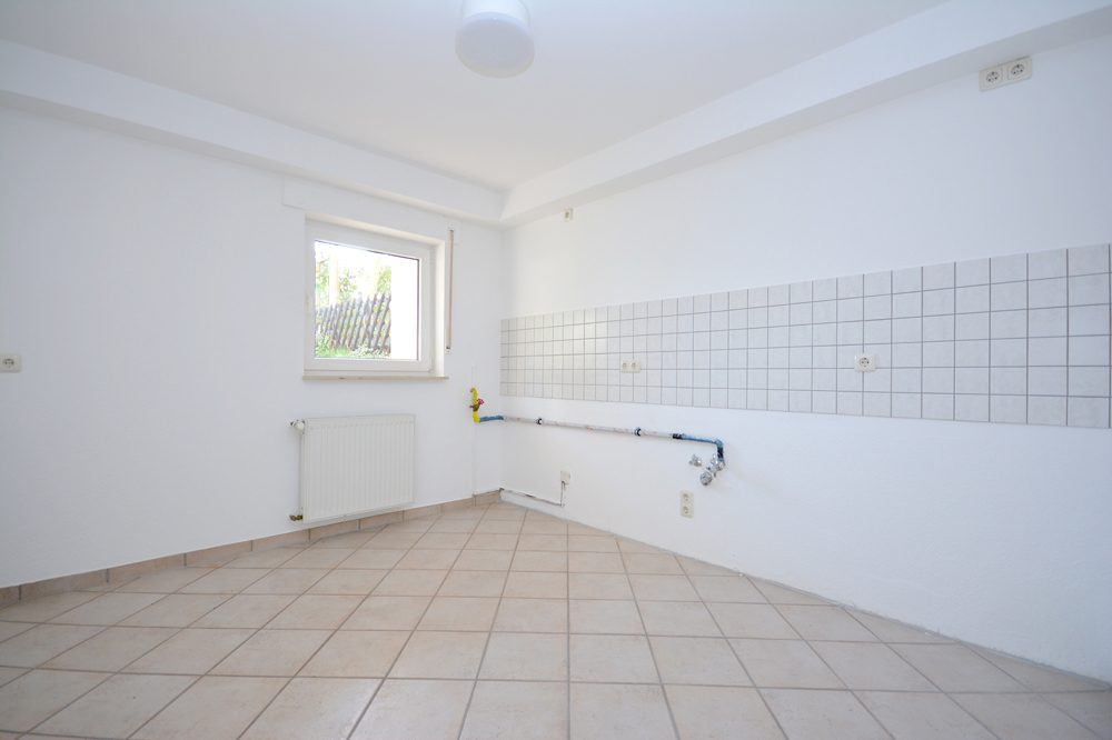 Gütelhöfer Immobilien - Immobilienangebot - Swisttal / Morenhoven - Alle - Großzügige Doppelhaushäfte mit Wärmepumpe, Einbauküche, Carport mit Wallbox und Garten in Morenhoven