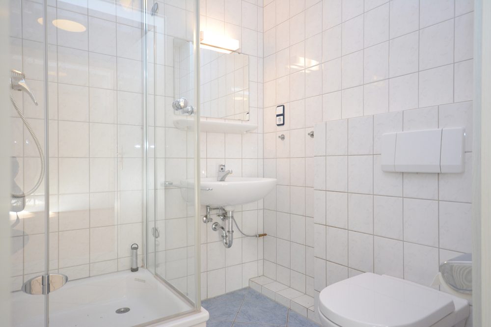 Gütelhöfer Immobilien - Immobilienangebot - Swisttal / Morenhoven - Alle - Großzügige Doppelhaushäfte mit Wärmepumpe, Einbauküche, Carport mit Wallbox und Garten in Morenhoven