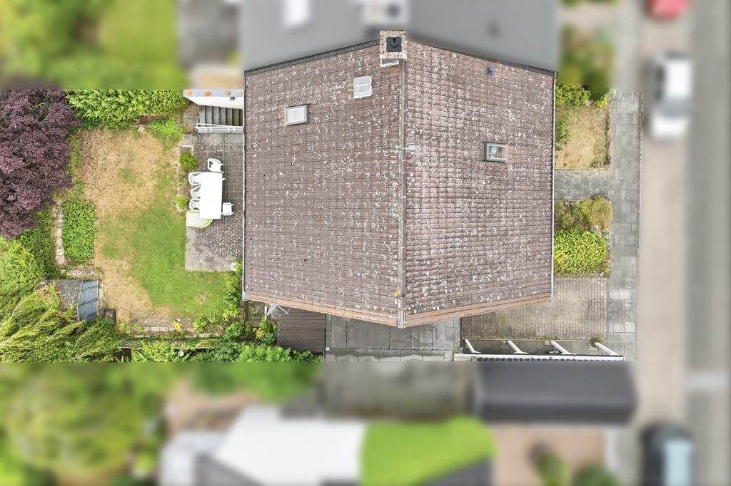 Gütelhöfer Immobilien - Immobilienangebot - Swisttal / Morenhoven - Alle - Großzügiges und kurzfristig bezugsfreies Familiendomizil mit Garten, Garage und neuwertigem Bad
