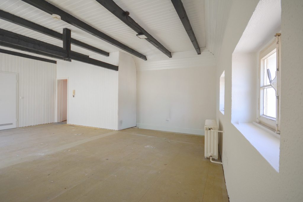 Gütelhöfer Immobilien - Immobilienangebot - Alfter - Alle - Individuell wohnen in Alfter! Charmante 1-Zimmer-Wohnung mit gemütlichem Charakter in ruhiger Lage