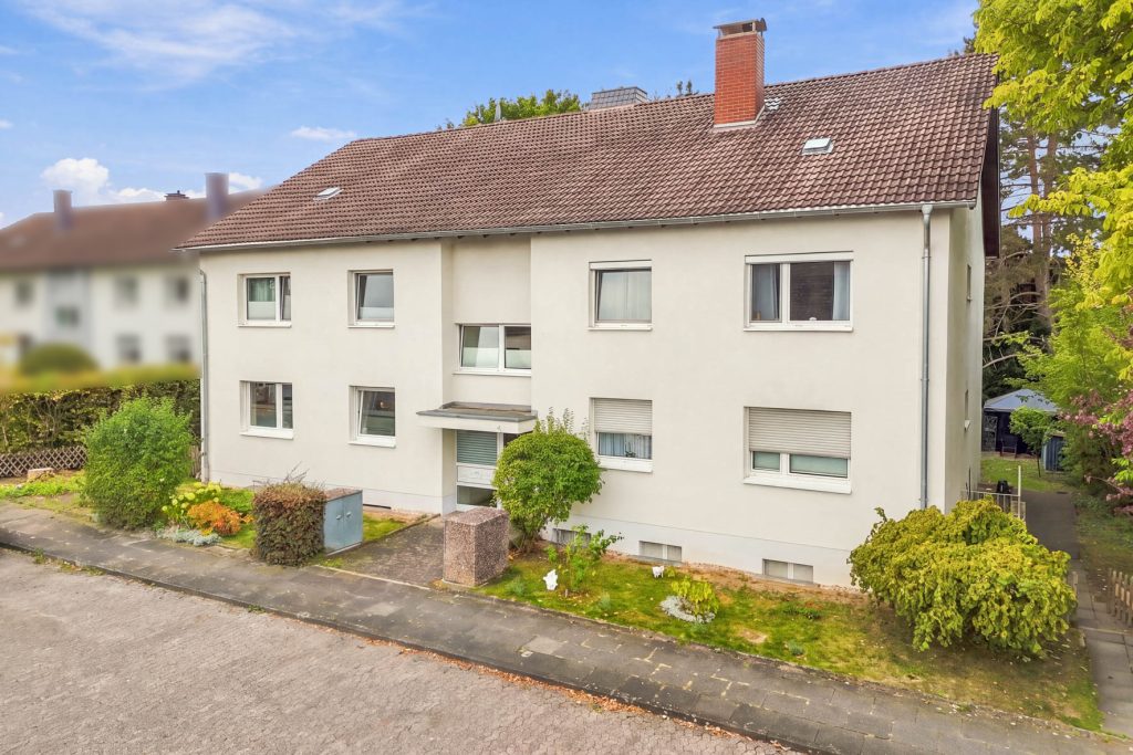 Gütelhöfer Immobilien - Immobilienangebot - Rheinbach - Alle - Bezugsfreie Eigentumswohnung in beliebter Citylage mit Balkon, Terrasse und Gartenmitbenutzung