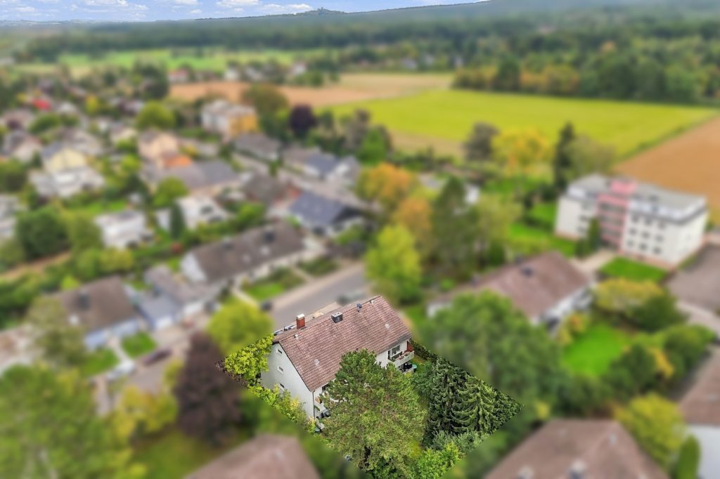 Gütelhöfer Immobilien - Immobilienangebot - Rheinbach - Alle - Bezugsfreie Eigentumswohnung in beliebter Citylage mit Balkon, Terrasse und Gartenmitbenutzung