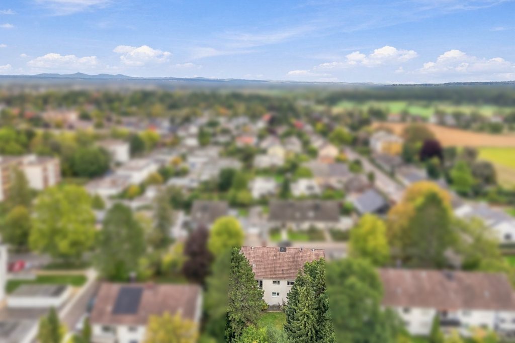 Gütelhöfer Immobilien - Immobilienangebot - Rheinbach - Alle - Bezugsfreie Eigentumswohnung in beliebter Citylage mit Balkon, Terrasse und Gartenmitbenutzung