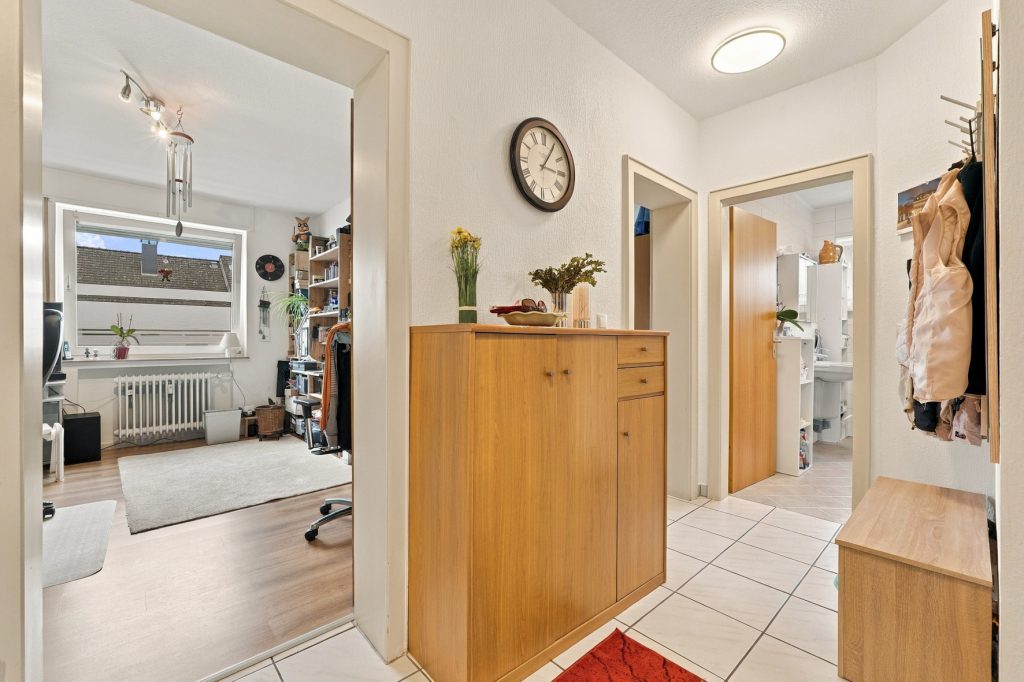 Gütelhöfer Immobilien - Immobilienangebot - Rheinbach - Alle - Bezugsfreie Eigentumswohnung in beliebter Citylage mit Balkon, Terrasse und Gartenmitbenutzung