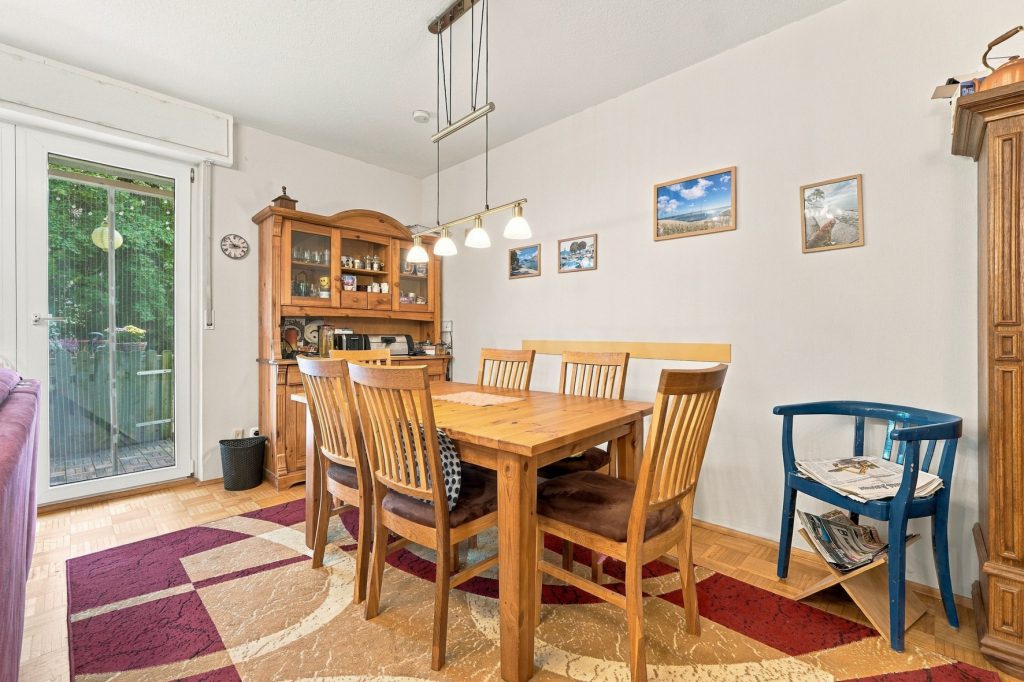 Gütelhöfer Immobilien - Immobilienangebot - Rheinbach - Alle - Bezugsfreie Eigentumswohnung in beliebter Citylage mit Balkon, Terrasse und Gartenmitbenutzung