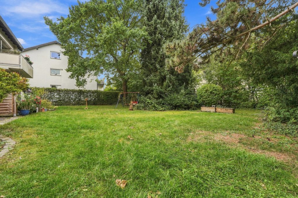 Gütelhöfer Immobilien - Immobilienangebot - Rheinbach - Alle - Bezugsfreie Eigentumswohnung in beliebter Citylage mit Balkon, Terrasse und Gartenmitbenutzung