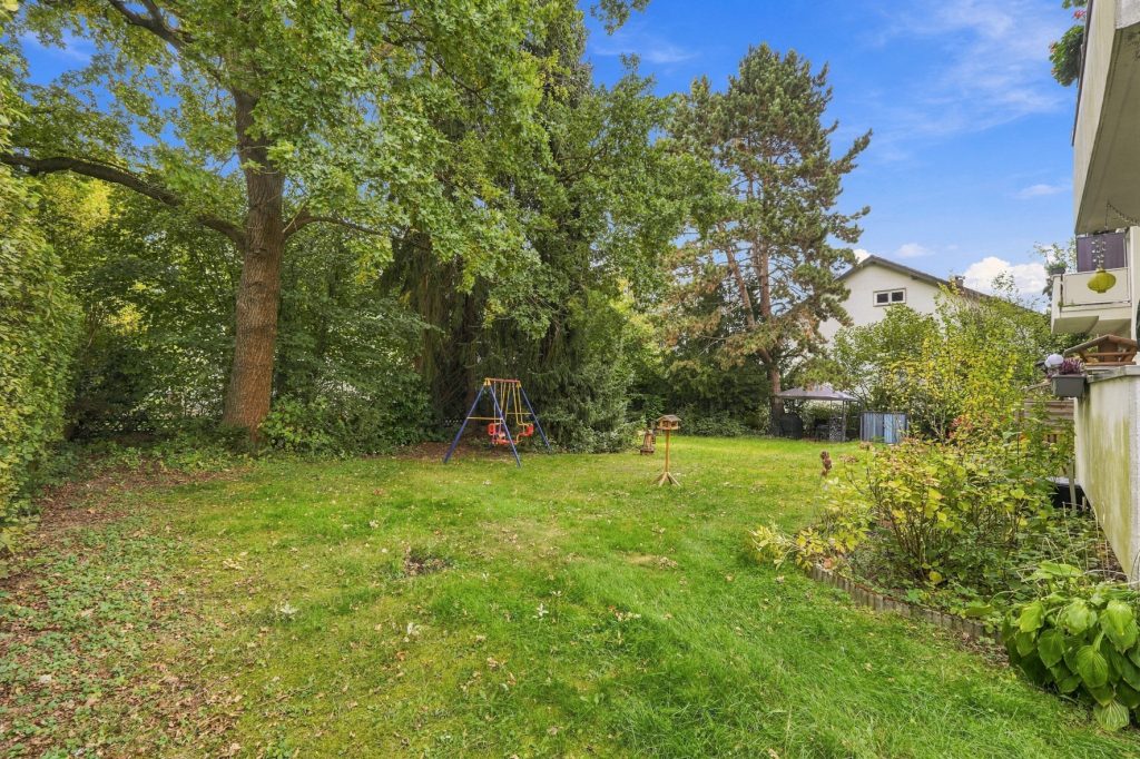 Gütelhöfer Immobilien - Immobilienangebot - Rheinbach - Alle - Bezugsfreie Eigentumswohnung in beliebter Citylage mit Balkon, Terrasse und Gartenmitbenutzung