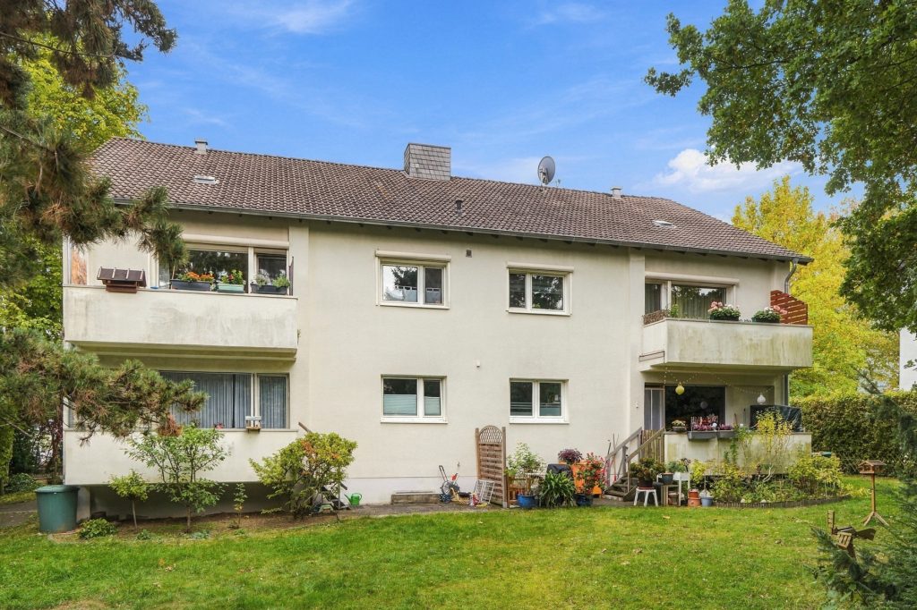 Gütelhöfer Immobilien - Immobilienangebot - Rheinbach - Alle - Bezugsfreie Eigentumswohnung in beliebter Citylage mit Balkon, Terrasse und Gartenmitbenutzung