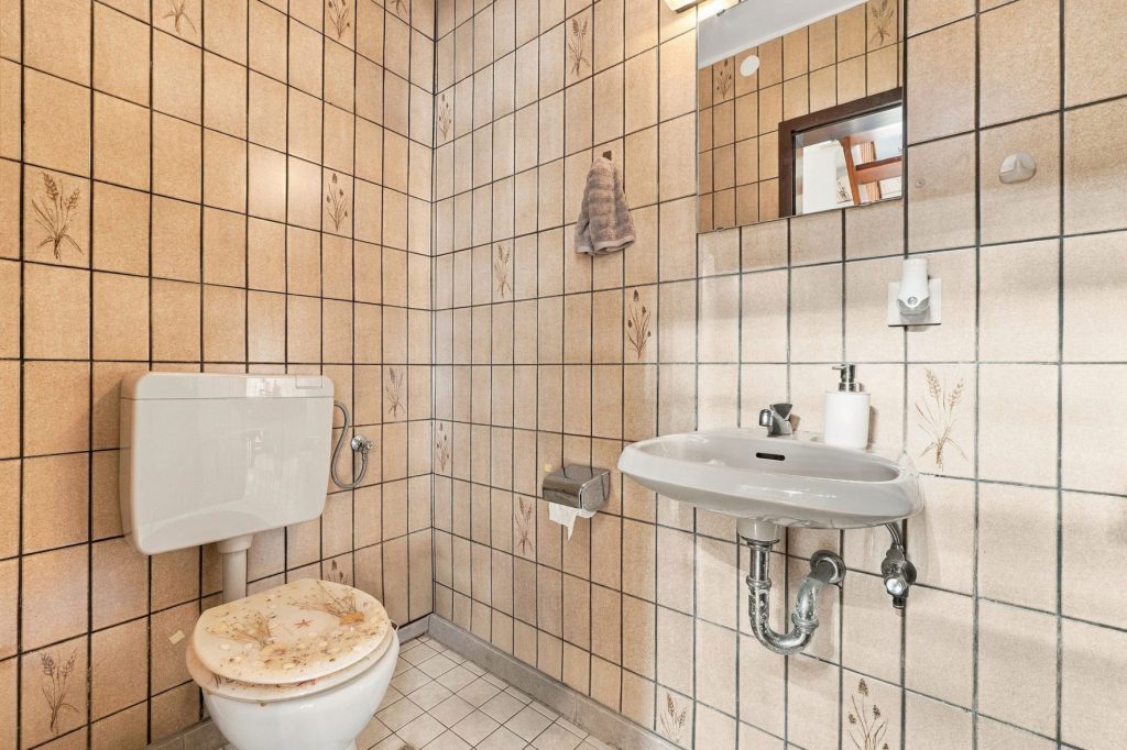 Gütelhöfer Immobilien - Immobilienangebot - Rheinbach - Alle - Big Business in Rheinbacher Top-Lage! Wohn- und Geschäftshaus mit bezugsfreiem Ladenlokal