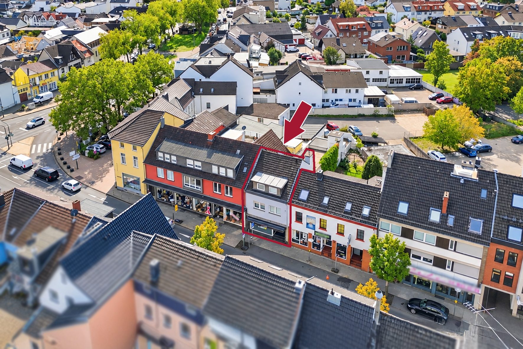 Gütelhöfer Immobilien - Immobilienangebot - Rheinbach - Alle - Big Business in Rheinbacher Top-Lage! Wohn- und Geschäftshaus mit bezugsfreiem Ladenlokal