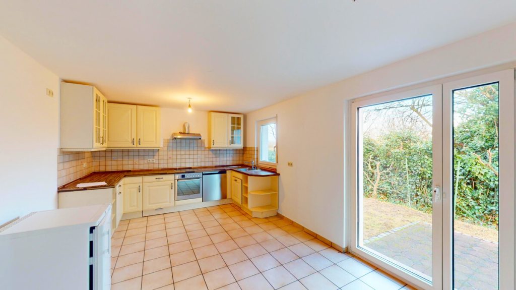 Immobilienangebot - Pulheim-Brauweiler - Alle - Attraktive Doppelhaushälfte  -  Brauweiler Feldrandlage  -  5 Zimmer