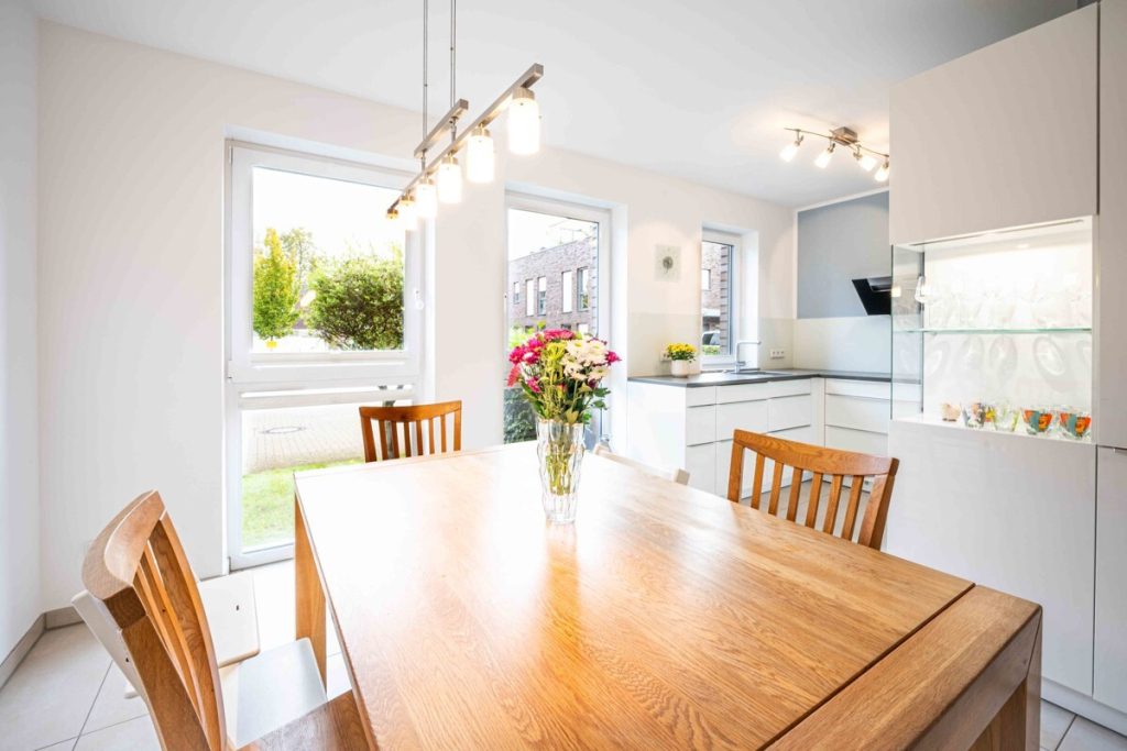 Immobilienangebot - Frechen / Königsdorf - Alle - Königsdorf  -  Energieeffiziente Doppelhaushälfte  -  Top gepflegt