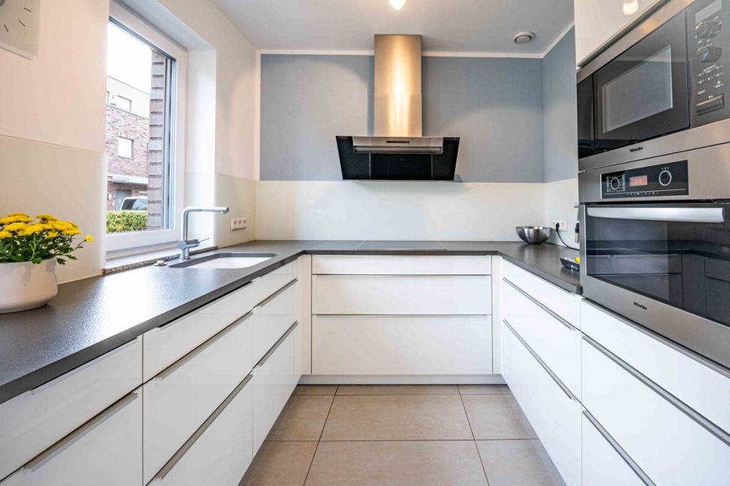 Immobilienangebot - Frechen / Königsdorf - Alle - Königsdorf  -  Energieeffiziente Doppelhaushälfte  -  Top gepflegt