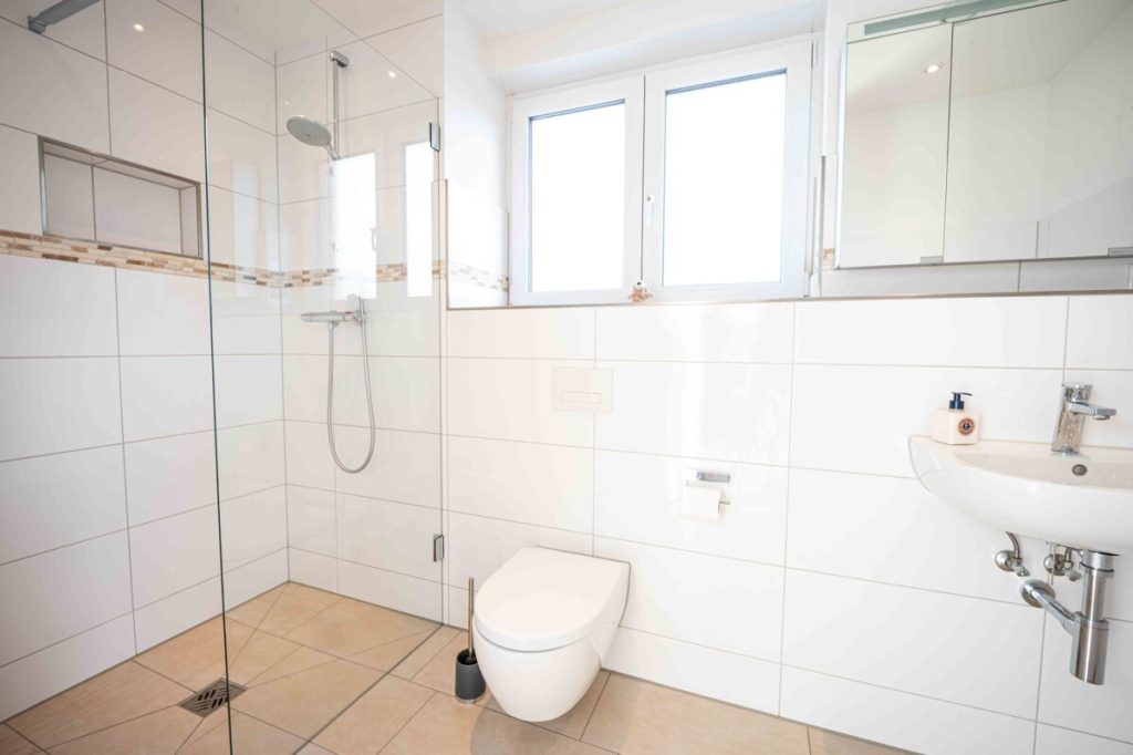 Immobilienangebot - Frechen / Königsdorf - Alle - Königsdorf  -  Energieeffiziente Doppelhaushälfte  -  Top gepflegt