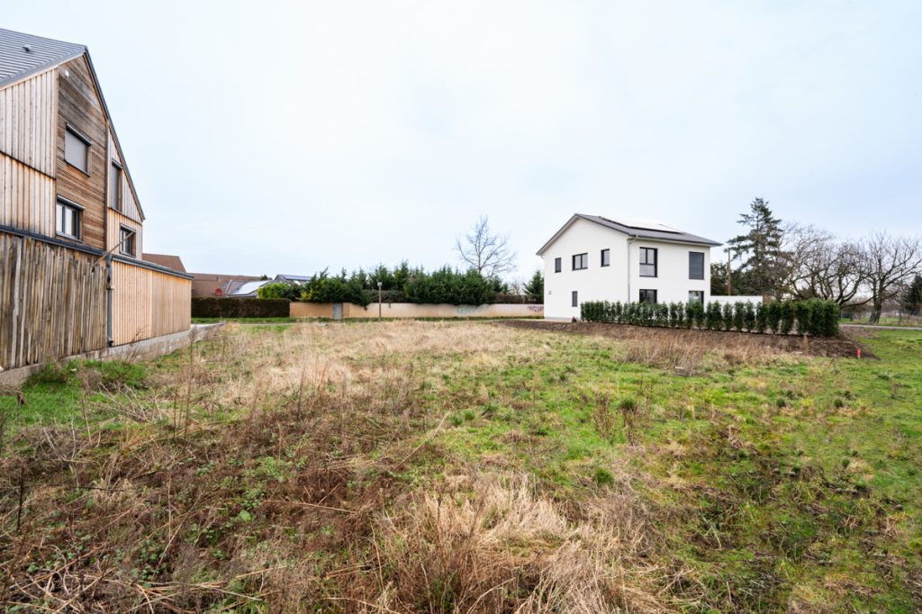 Immobilienangebot - Brühl - Grundstücke - Baugrundstück mit Baugenehmigung  -  Doppelhaushälfte  -  Ruhige Feldrandlage