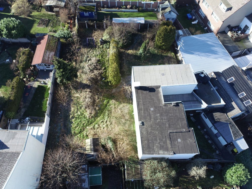 Drohnenaufnahme Immobilienangebot - Hürth - Grundstücke - Bauen, gestalten, verwirklichen - In bester Lage von Hürth-Fischenich