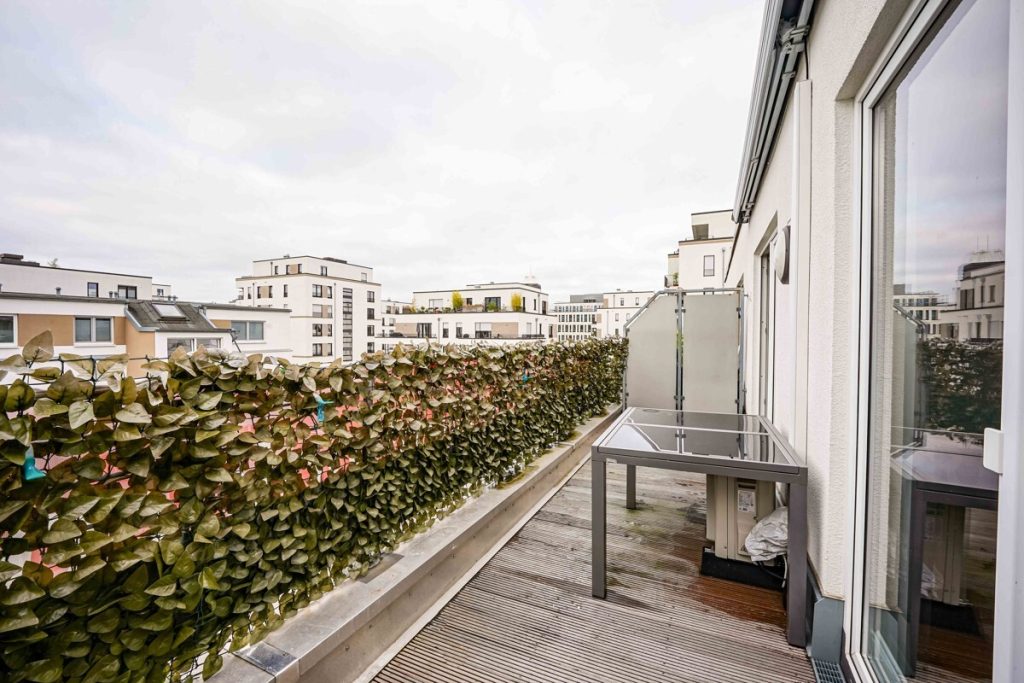 Immobilienangebot - Köln - Alle - Penthouse  -  Dachterrasse  -  Klimaanlage & Stellplatz